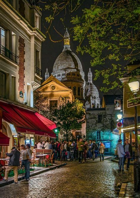 Place du Tertre, Montmartre - Paris, France | Montmartre paris, France ...