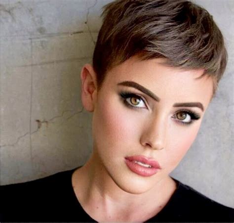 12 unbelievable short pixie haircuts for women