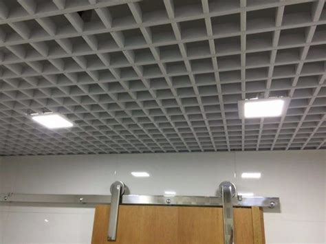 Forro Metalico Modular Para Teto Colmeia Luminaria Quadrada Ceiling