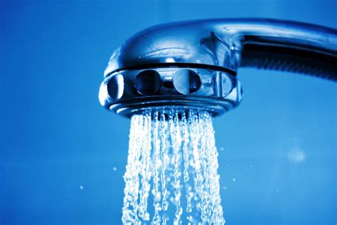 Cold Shower Benefits Science Shows A Cold Rinse Releases Stress