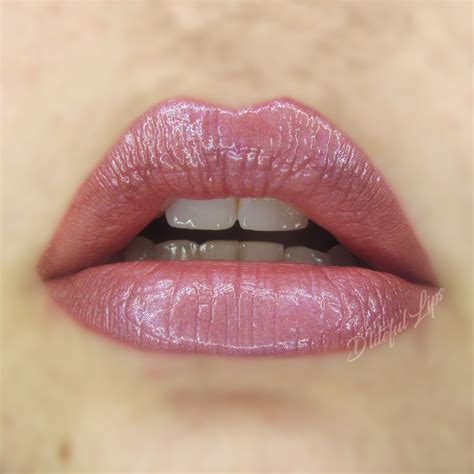 Bella To Beige Champagne Ombre With Opal Gloss Lipsense Distributor