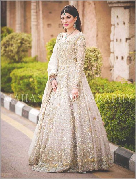 Latest Bridal Maxi Designs in 2021 - Pakistani Maxi Dresses for Wedding