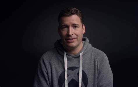 He became the corporate vice president of gaming not too long ago, and. Mike Ybarra è saltato dalle braccia di Microsoft a quelle ...