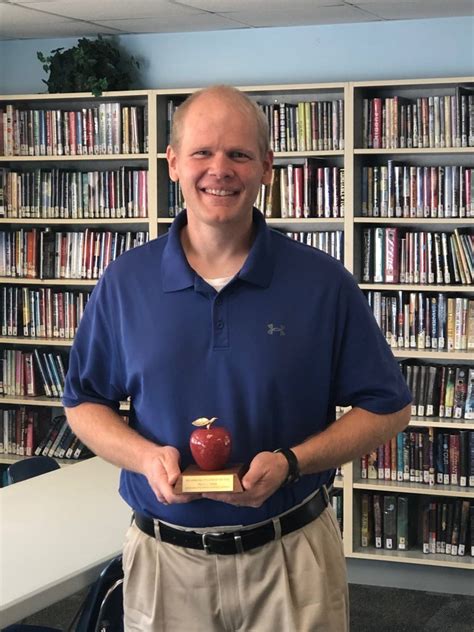 2021 Ne Teacher Of The Year Is From Lyons Decatur Northeast