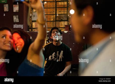 Peru Lima Barranco Nightlifepeople In An Evening At El Circulo Pub