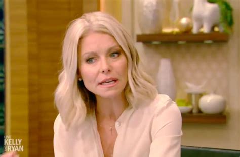 Kelly Ripa Delivers Impassioned Speech In Response To Florida School