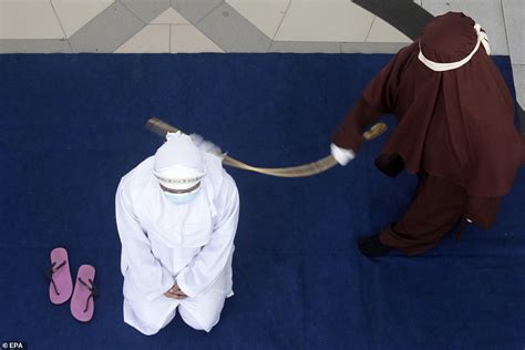 Couples Receive 20 Lashes Of The Cane In Indonesian Sharia Law Region City Style News