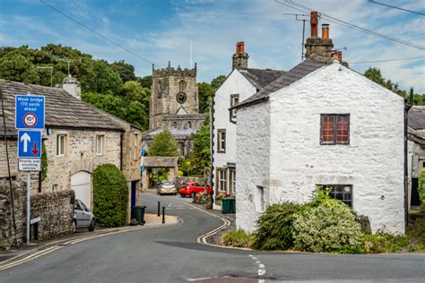 Giggleswick Area Guide Fine And Country