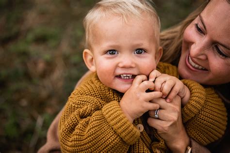 Motherhood Fotoshooting Bilder Von Mama Und Kind Isabelle Kade