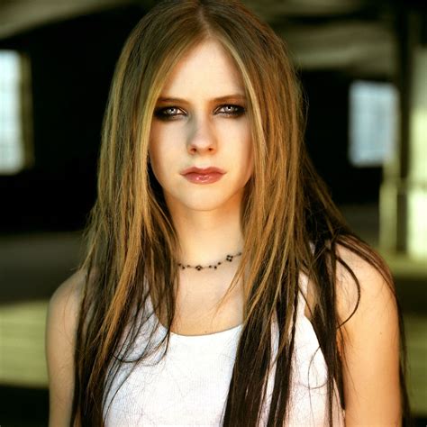 avril lavigne before and after