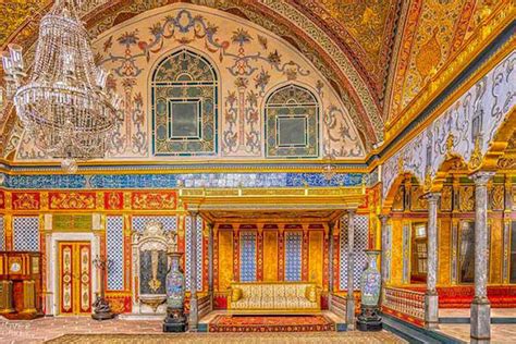 All A Tourist Should Know Istanbul Topkapi Palace Museum