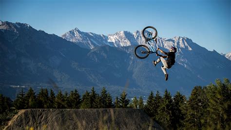 Dirt Bikes For Dirt Jump And Slopestyle Canyon Gb
