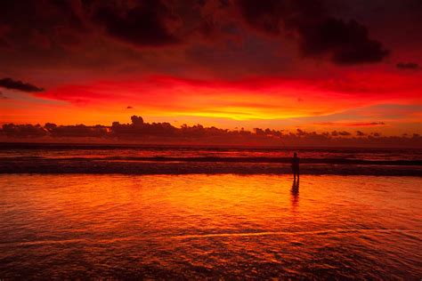 Indian Ocean Lights Best Sunset Ive Seen At Kuta Beach