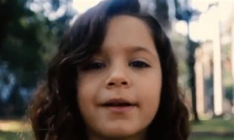 Neta De D2 De 5 Anos Faz Campanha Pelo Fundo Amazônia Época