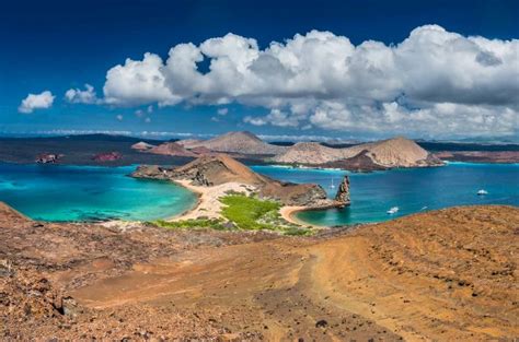 Croisière Dans Les îles Galapagos Et Le Long De La Côte Ouest De L