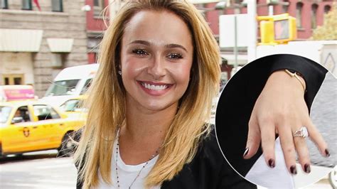 see hayden panettiere s huge engagement ring abc news