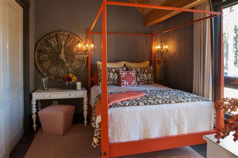 Creative personalities approach their bedroom designs with different materials, oriental and antique elements. Guest Bedroom Design Ideas | HGTV