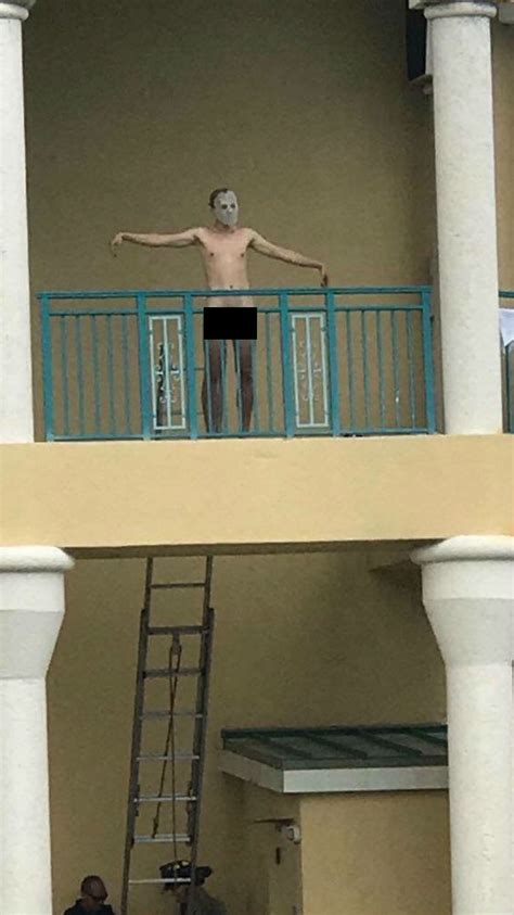 Fire Rescue Pulls Naked Man From Balcony In Boca Raton Boca Ratons