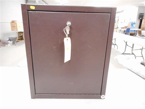 We did not find results for: SMALL GUN CABINET WITH KEYS - Switzer's Auction ...