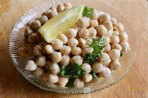 Balila Healthy Vegan Lebanese Chickpea Salad Recipe Dobbernationloves