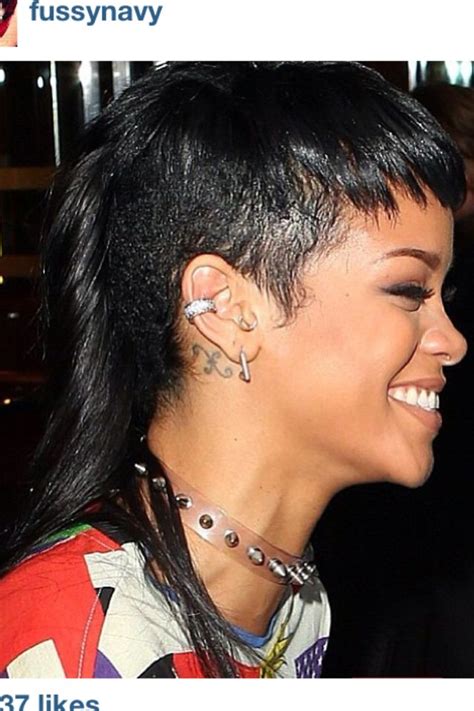 Not My Favorite But Still Beautiful Rihanna Hairstyles Mullet Haircut Mullet Hairstyle