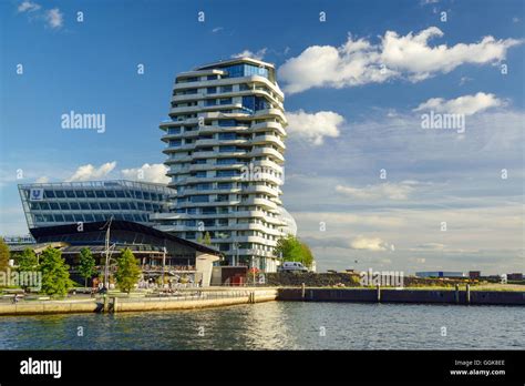 Marco Polo Tower With Grasbrookhafen Hafencity Hamburg Germany Stock