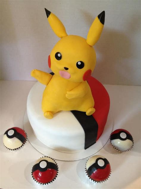 Pokemon Pikachu Cake With Edible Chocolate Pokeball Cupcakes Gateau