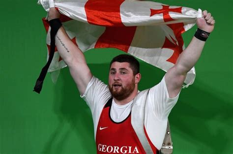 Georgian Weightlifter Lasha Talakhadze Set A World Record