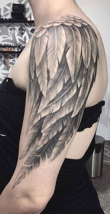 150 Divine Angel Wings Tattoos Ideas And Meanings Tattoo Me Now In 2020
