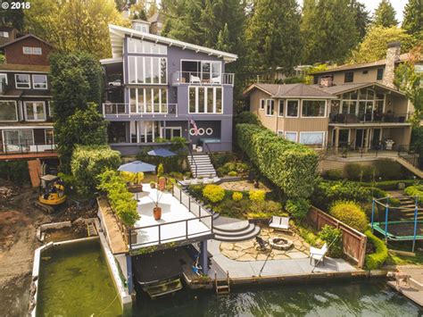 Lake oswego real estate market conditions. 8 Stunning Waterfront Homes For Sale in Lake Oswego - The ...