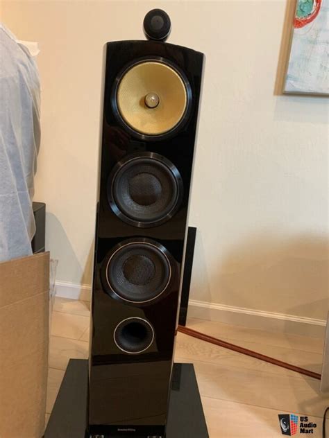 B Andw Bowers And Wilkins Diamond 804 D2 Speakers Gloss Piano Black Photo