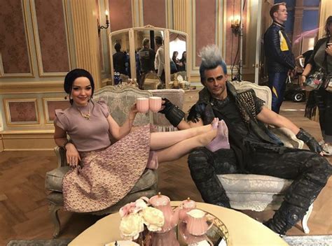 Instagram Photo By ♡dove♡ • Aug 3 2019 At 433 Am Descendants Cast