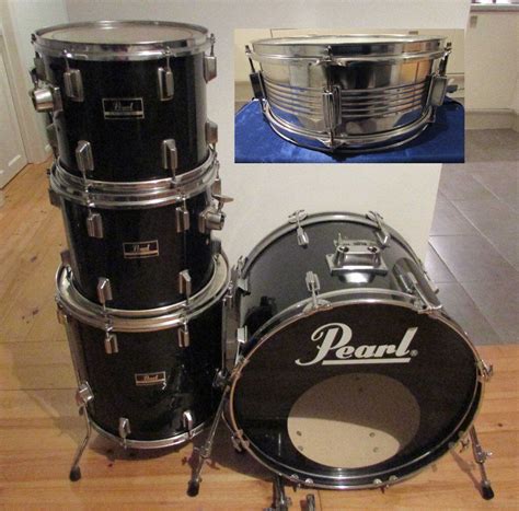 Vintage Pearl Drums Bass Drum Snare Drum And Three Toms In Ruislip