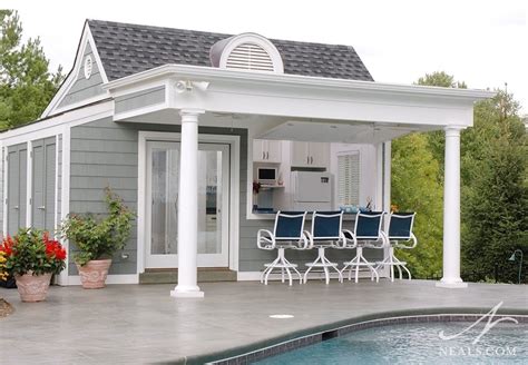 6 Great Design Ideas For Outdoor Living Spaces Small Pool Houses