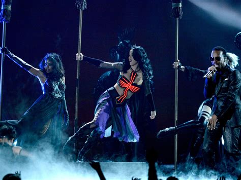 Katy Perry Pictures 56th Grammy Performance 17 Gotceleb