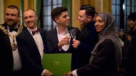At Midnight Hour Uk Holds First Same Sex Weddings Kval