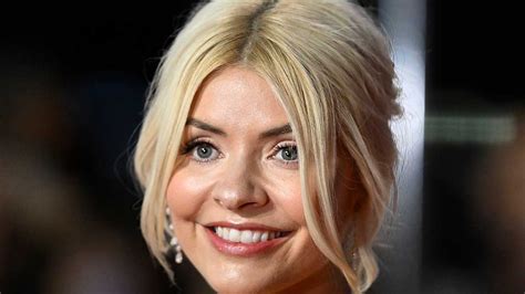 Holly Willoughby Shares Rare Photo Of Lookalike Sister For This Special