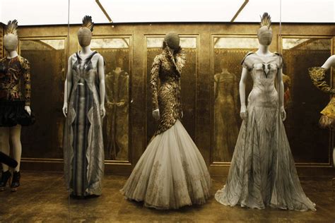 Alexander Mcqueen Exhibition A Perfect Fit For New Yorks Met Toronto