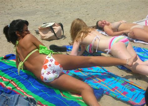 Hot Naughty Teens In Sexy Bikinis Caught Tanning On Beach Gone Wild