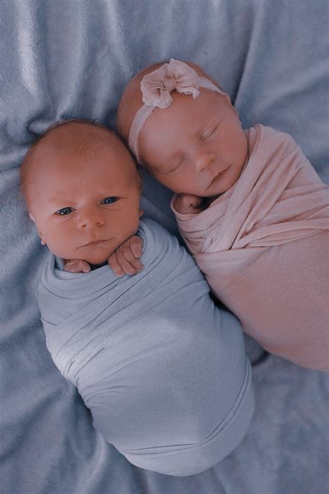 Pin By 𝐌𝐀𝐃𝐈 On Aesthetic Cute Baby Twins Twin Baby Photos Twin Baby