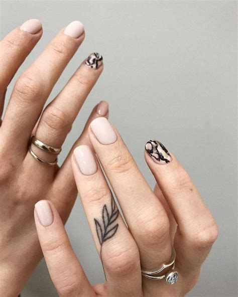 40 Cute And Attractive Small Hand Tattoo Designs That Will Make You