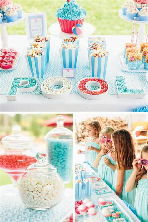 And, these popcorn boxes really set the mood! {Fun in the Sun} Flamingo Summer Pool Party // Hostess with the Mostess®