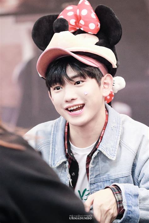 Do you know actor lee dohyun from yuehua entertainment? Lee Eui Woong (이의웅) • Yuehua Entertainment • Produce 101 ...