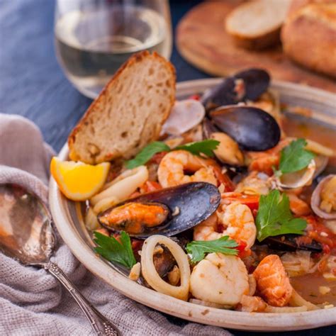 Bouillabaisse Recipe For Seafood Lovers Eating Richly