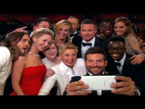 It's been four years since ellen degeneres' oscar selfie managed to break the internet! Ellen DeGeneres Group SELFIE at Oscars 2014 with Jennifer ...