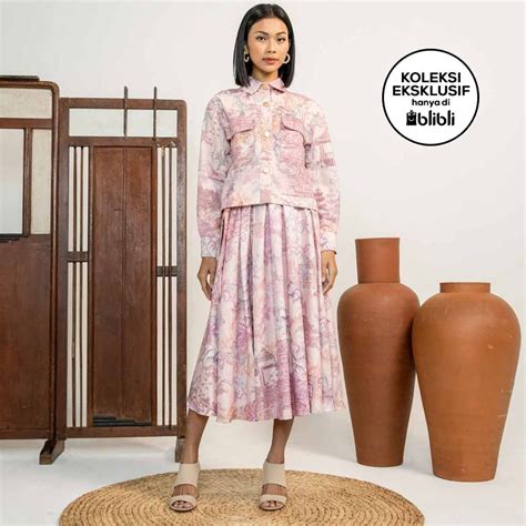 Promo Vone Nusantara Aruna Jacket Bli Outer Wanita Soft Pink Diskon Di Seller Blibli Com