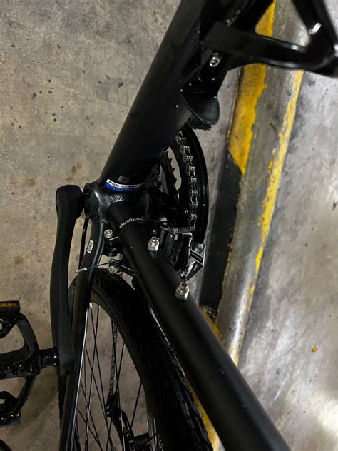 Giant Escape Disc Hybrid Bike Sports Equipment Bicycles Parts