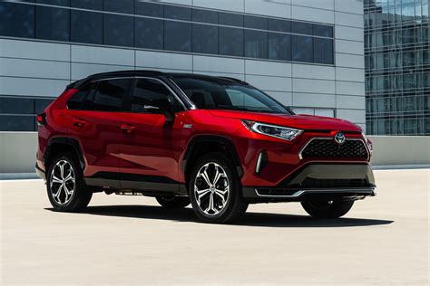 Get the facts about the gas mileage (mpg) and starting price (msrp) for the 2021 toyota rav4 from the official toyota site. The Most Powerful Toyota RAV4 Ever Has A Hefty Price Tag ...
