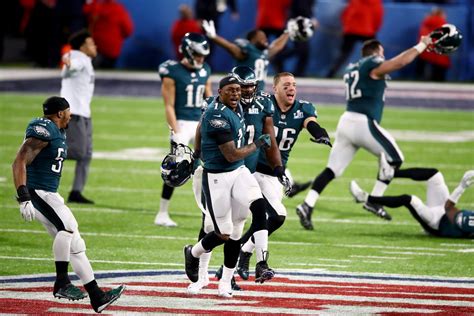 Super Bowl Lii What Time Does Super Bowl Lii 52 Start Every Year The Super Bowl Brings Big
