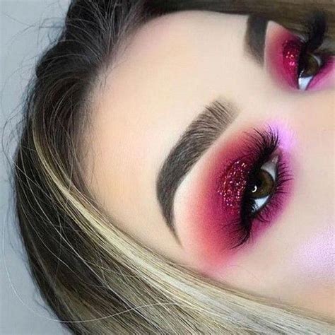 70 Best Beautiful Pink Smokey Eyes Makeup Art You May Try On Prom